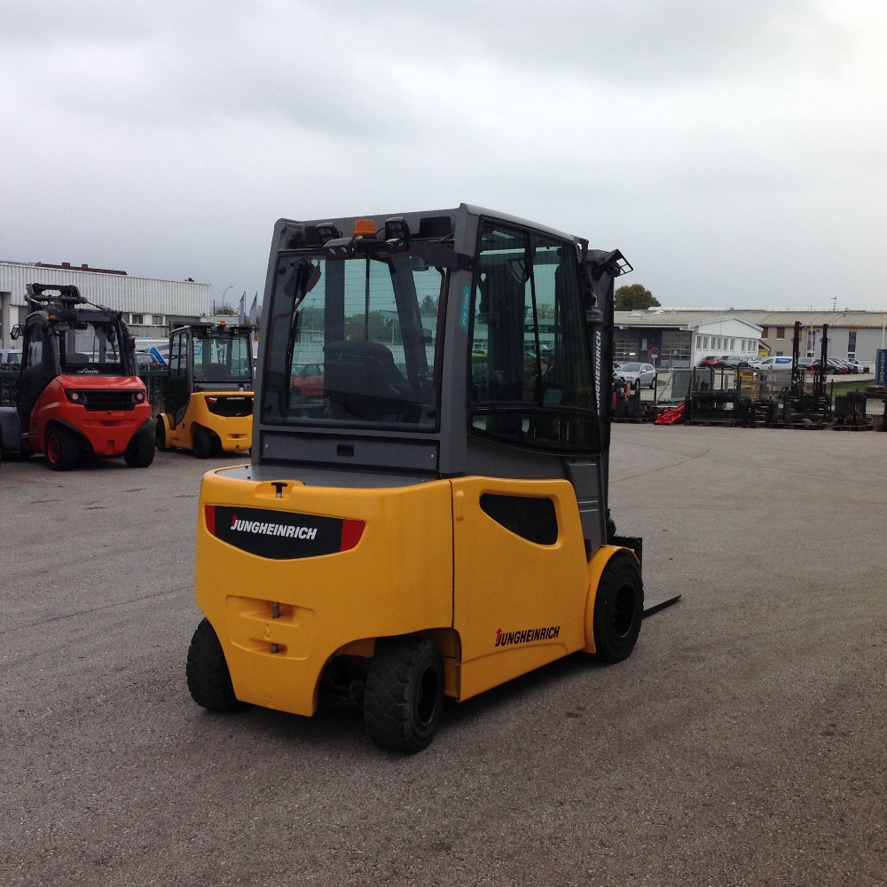 Jungheinrich-EFG S30S-Elektro