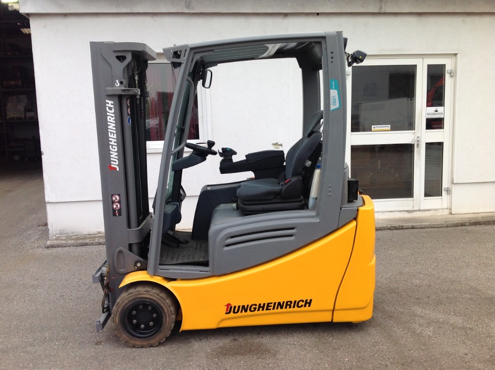 Jungheinrich-EFG220-Elektro